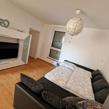 Ferienwohnung Russ * 바트래드커스스부르크
