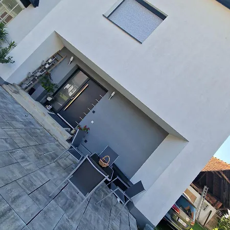 Apartament Ferienwohnung Russ